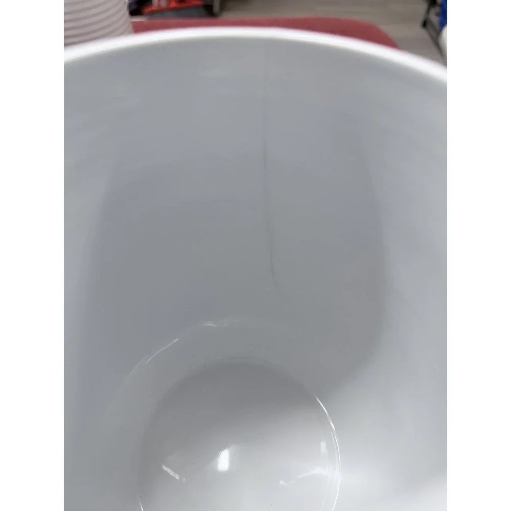Ciroa Liquidlines Water Pitcher 7in Ribbed White Stoneware Pour Spout‎ Flaw